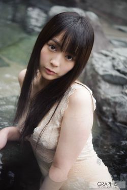 火口里的两个人